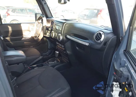 2015 Jeep Wrangler Unlimited Rubicon z USA, uszkodzony, nr VIN 1C4BJWFG3FL649053